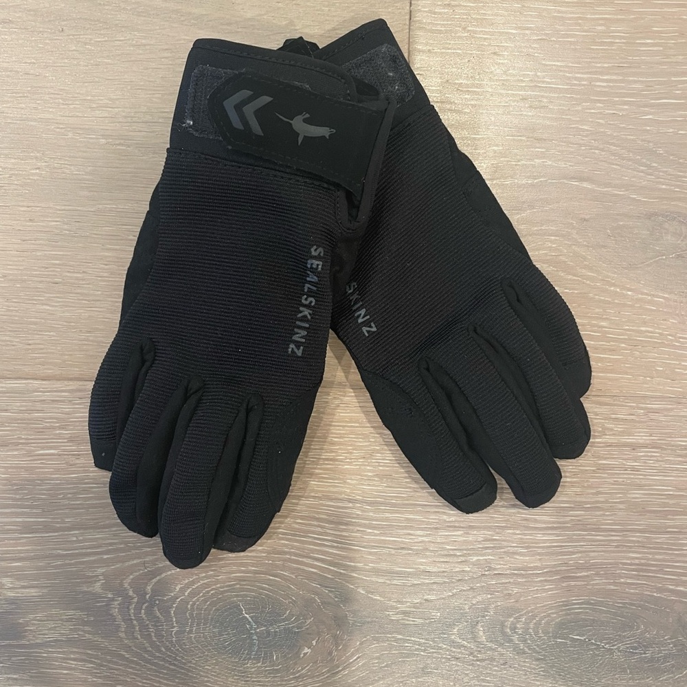 Black Women's Gloves